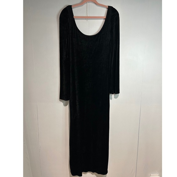 Laundry By Shelli Segal Dresses & Skirts - Vtg Laundry Shelli Segal Black Velvet Long Sleeve Scoop Neck Midi Dress Size M
